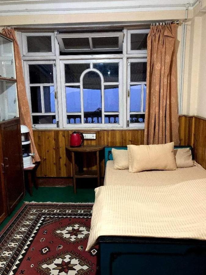 דרג'ילינג Raibas Homestay מראה חיצוני תמונה