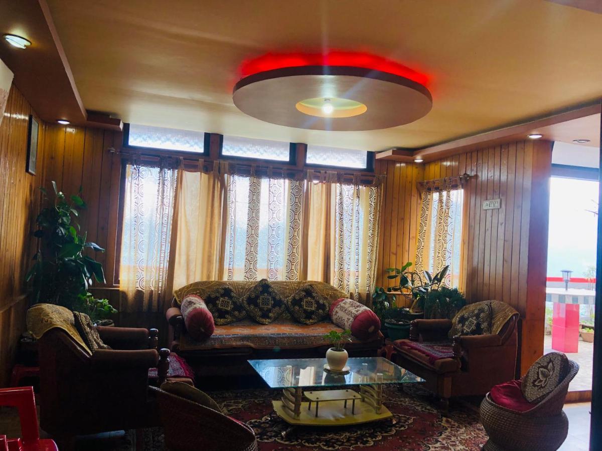 דרג'ילינג Raibas Homestay מראה חיצוני תמונה